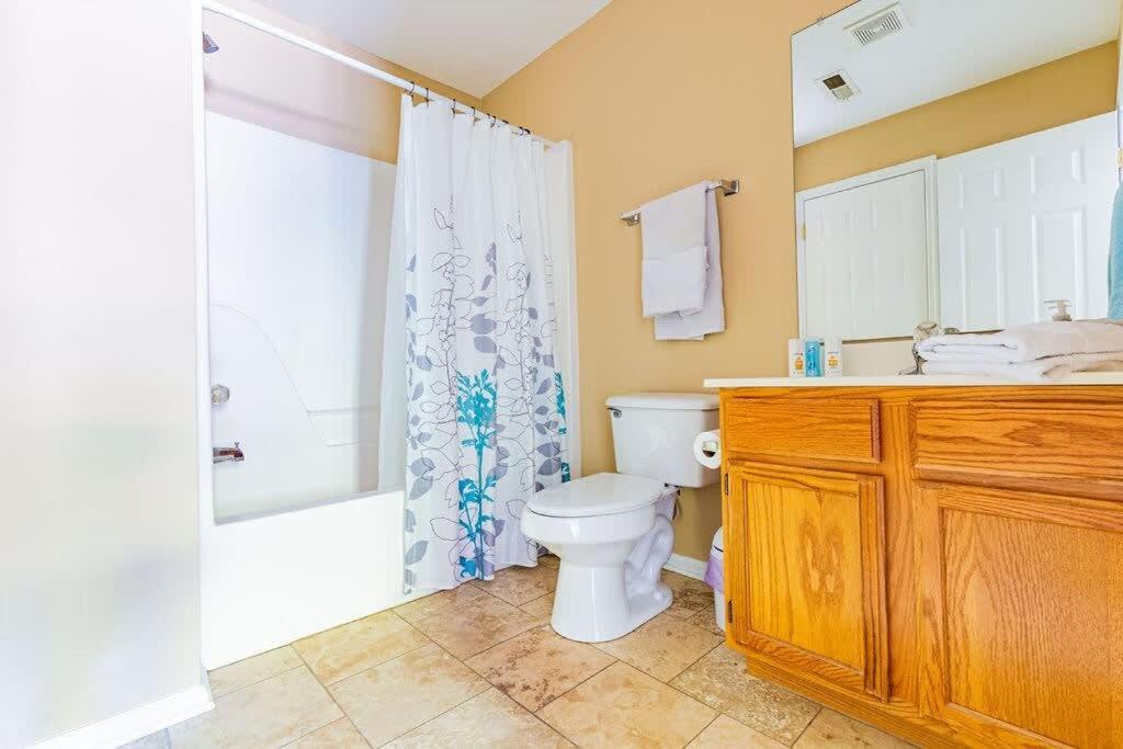 Cozy Pigeon Forge Home W Hot Tub Near River エクステリア 写真